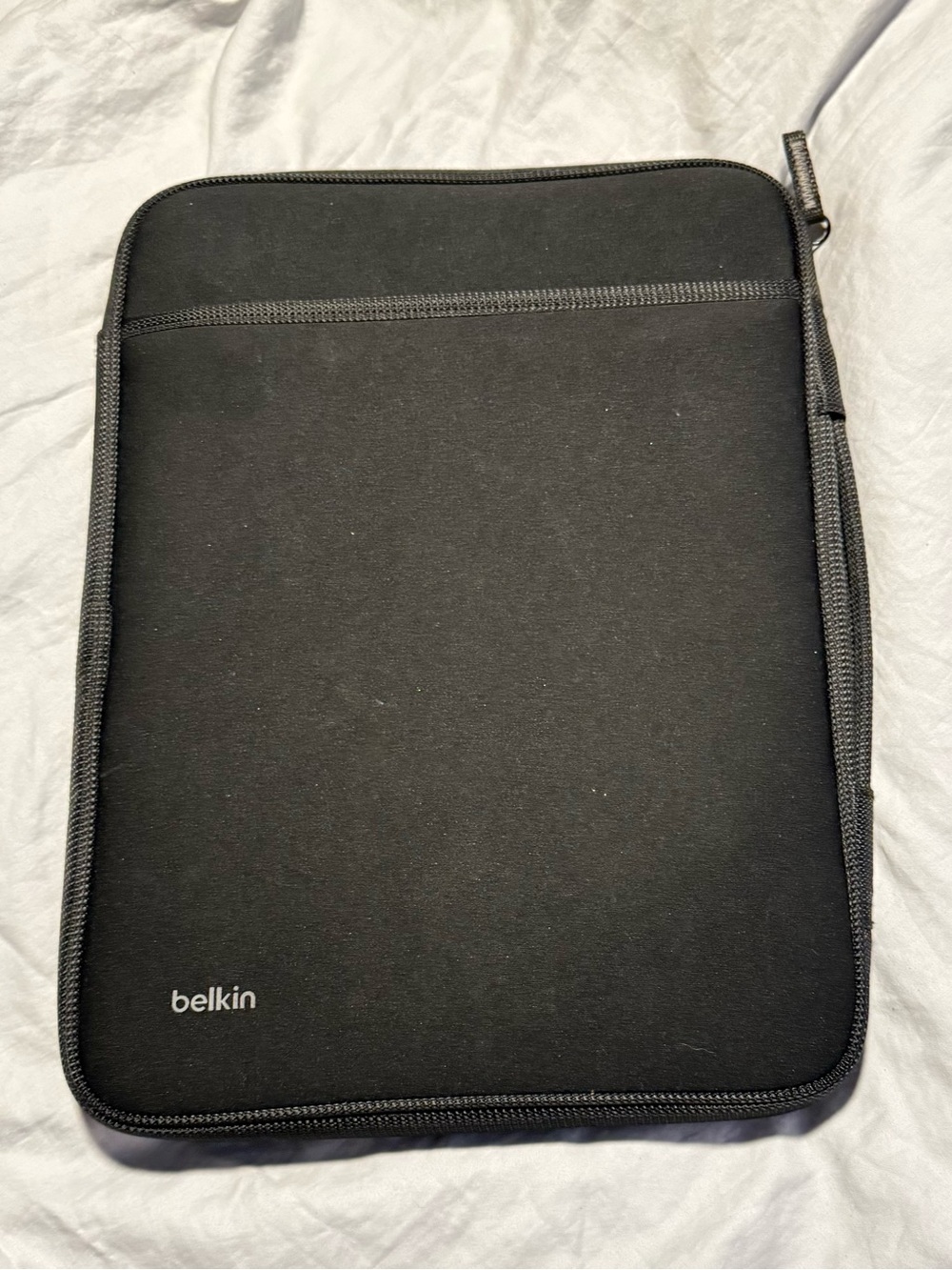belkin Black Zippered Laptop Sleeve with Front Pocket